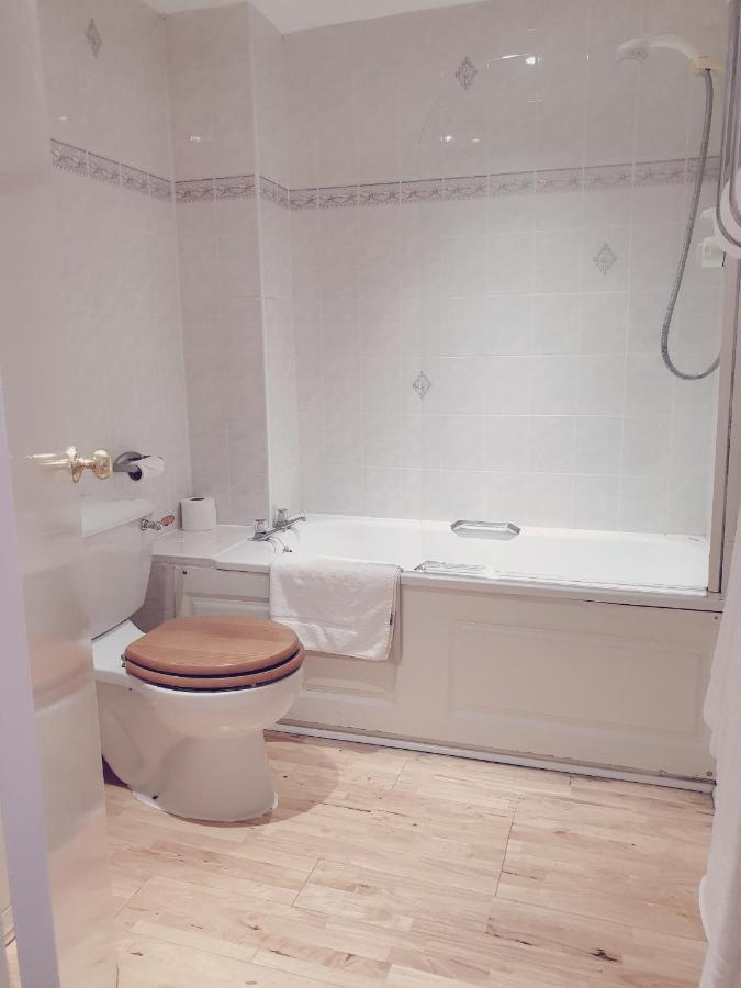 The Crown House Inn Great Chesterford Εξωτερικό φωτογραφία